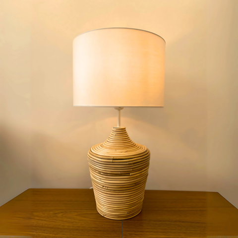 Luminária de Mesa Abajur Acabamento em Bambu Natural Firme para Quarto Sala Escrivaninha