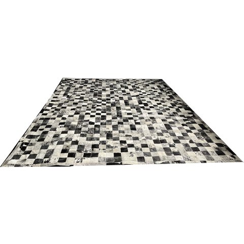 Tapete De Couro preto branco salino 3,00x4,00 c/b pç 10x10cm