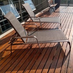Móveis de Piscina e Área Externa Espreguiçadeiras Mesa e Cadeiras - 3