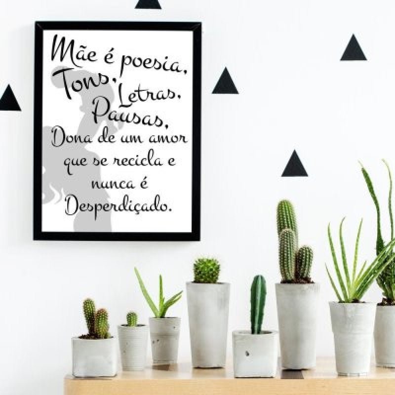 Quadro Decorativo Cactos Xícaras MDF Preto Fosco em Promoção na