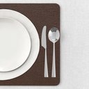Ver imagem 4 de 8 Jogo Americano Marrom Impermeável 29 X 44cm - Id Decor Jogo Americano de Mesa
