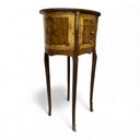 Ver imagem 3 de Mesa de Cabeceira Clássica Marchetada com 3 Gavetas 70x46x26cm