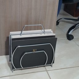 Revisteiro Cromado de Chão Aramado Suporte para Revista - 6