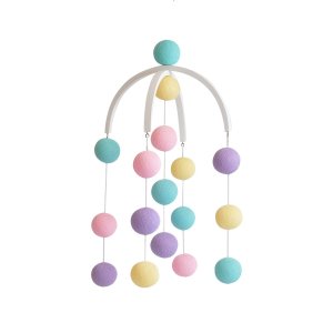 Móbile Infantil Cormilu de Bolinhas, Artesanal, Mdf, 30cm Largura, 50cm Altura, Bolinhas 6cm Diâmetr