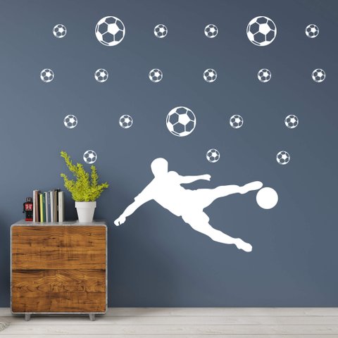 Kit Adesivos de Parede Bolas de Futebol e Jogador Chute Bola Quarto Menino Kanto Store Adesivo de Pa