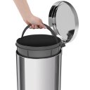 Ver imagem 2 de Lixeira com Pedal Inox 5l Redonda 94538/105 - Tramontina