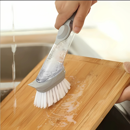 Escova Multiuso com Dispenser 40ml – Mais Praticidade, Economia e Agilidade na Sua Limpeza Diária - 2