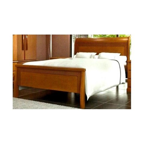 Cama de Casal Queen Vitória 1,60 X 2,00 - Móveis de Gramado