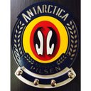 Ver imagem 1 de Porta Chaves Antarctica Em Mdf Tamanho 15,3 X 19 Cm