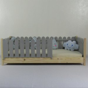 Cama Infantil Solteirão Base Colorida Madeira Maciça Pinus Grade Cercadinho