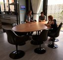 Ver imagem 2 de Mesa de Jantar Saarinen Preta Tampo Amadeirado 1,80cm Oval