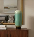 Ver imagem 1 de Vaso para Sala Decorativo Pintado À Mão de Porcelana Vasos, Peça Decorativa.
