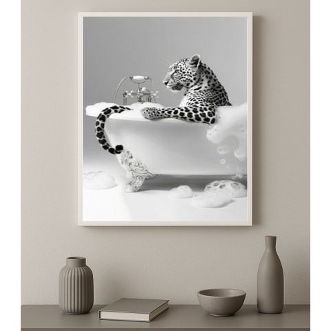 Quadro Banheiro Fotografia Onça na Banheira 24x18cm:moldura Branca