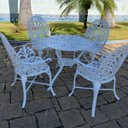 Ver imagem 2 de Conjunto de Jardim Modelo Palmeirão Mesa e 4 Cadeiras de Varanda - Branco