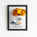 Ver imagem 1 de Quadro Crisântemo Laranja Vaso de Flor Moldura Preta 60x40cm