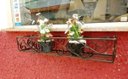 Ver imagem 3 de Porta Flores Rococó em Ferro para Janela Cozinha Decoração Vasinhos 60 Cm