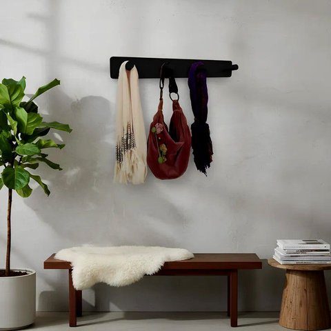 Cabideiro de Parede Porta Bolsas Mochilas Tolhas Pinos Preto Laca