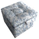 Ver imagem 2 de Puff Dado Bau Suite Guarda Volumes 45x45x45 Cm - Cor Floral Ramo Azul