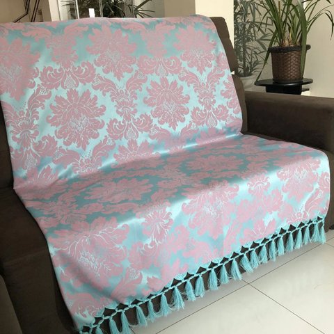Manta de Sofá Jacquard Tiffany com Rosa 190x140