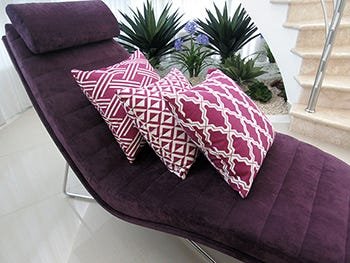 Conjunto com 3 Capas para Almofadas Flame Geométrico Roxo - 1