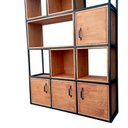 Ver imagem 4 de Estante Industrial com Nichos - Ferro na Cor Preta e Madeira Maciça na Tonalidade Castanheira