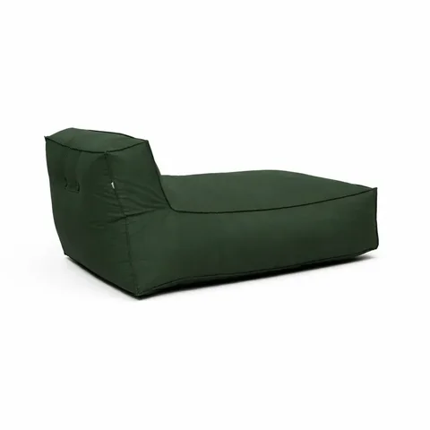 Chaise Square