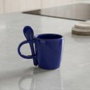 Ver imagem 2 de Caneca com Colher Integrada em Cerâmica 300ml para Café e Chá:Azul Cobalto