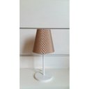Ver imagem 3 de Abajur de Mesa Md-2005 Base Aluminio Branco Cúpula em Tecido Cone Palha