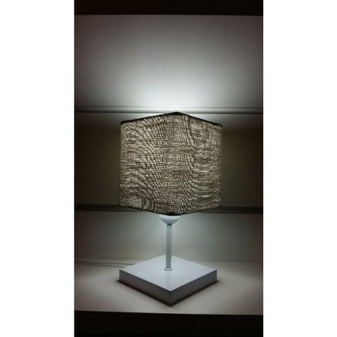 Abajur Quadrado de Mesa Md-2008 Base Branca Cúpula Tecido 15/13x13cm Cinza