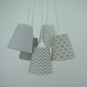 Ver imagem 4 de Lustre Pendente Cacho Quarto Bebê Geométrico Crie Casa Cinza e Branco