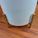 Ver imagem 5 de Kit Lixeira Branca com Dourado Porta Papel e Porta Toalha Dourada - Edecasamovies