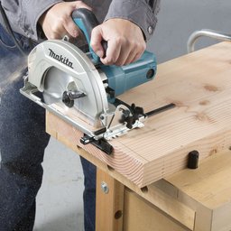 Serra Circular 185mm Makita 1600W 5.500RPM 220V HS7010 - 2 Serra Circular 185mm Makita 1600W 5.500RPM 220V HS7010 - 2