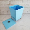 Ver imagem 4 de Lixeira para Banheiro Plástica com Suporte Cromado e Anel Interno 6,5L com Tampa Stolf Azul