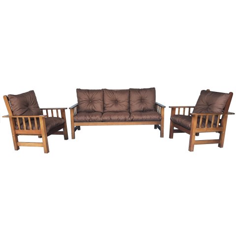 Conjunto Cancún Sofá 3 Lugares e Poltronas de Madeira Estofado Marrom