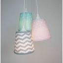 Ver imagem 2 de Lustre Bebê Triplo Poás e Chevron Cinza, Rosa e Verde