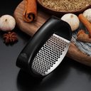 Ver imagem 4 de Amassador Alho Cortador Triturador Metal Manual Amassar Cozinha Pratico Gourmet Espremedor