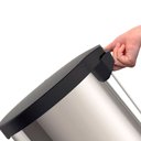 Ver imagem 5 de Lixeira com Pedal New em Aco Inox C/ Acabamento Polido 30 L - Tramontina