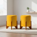 Ver imagem 1 de Kit 2 Puffs Decorativos Eloah Suede Redondo Assento Extra para Sala Quarto Pufe com Pés de Madeira