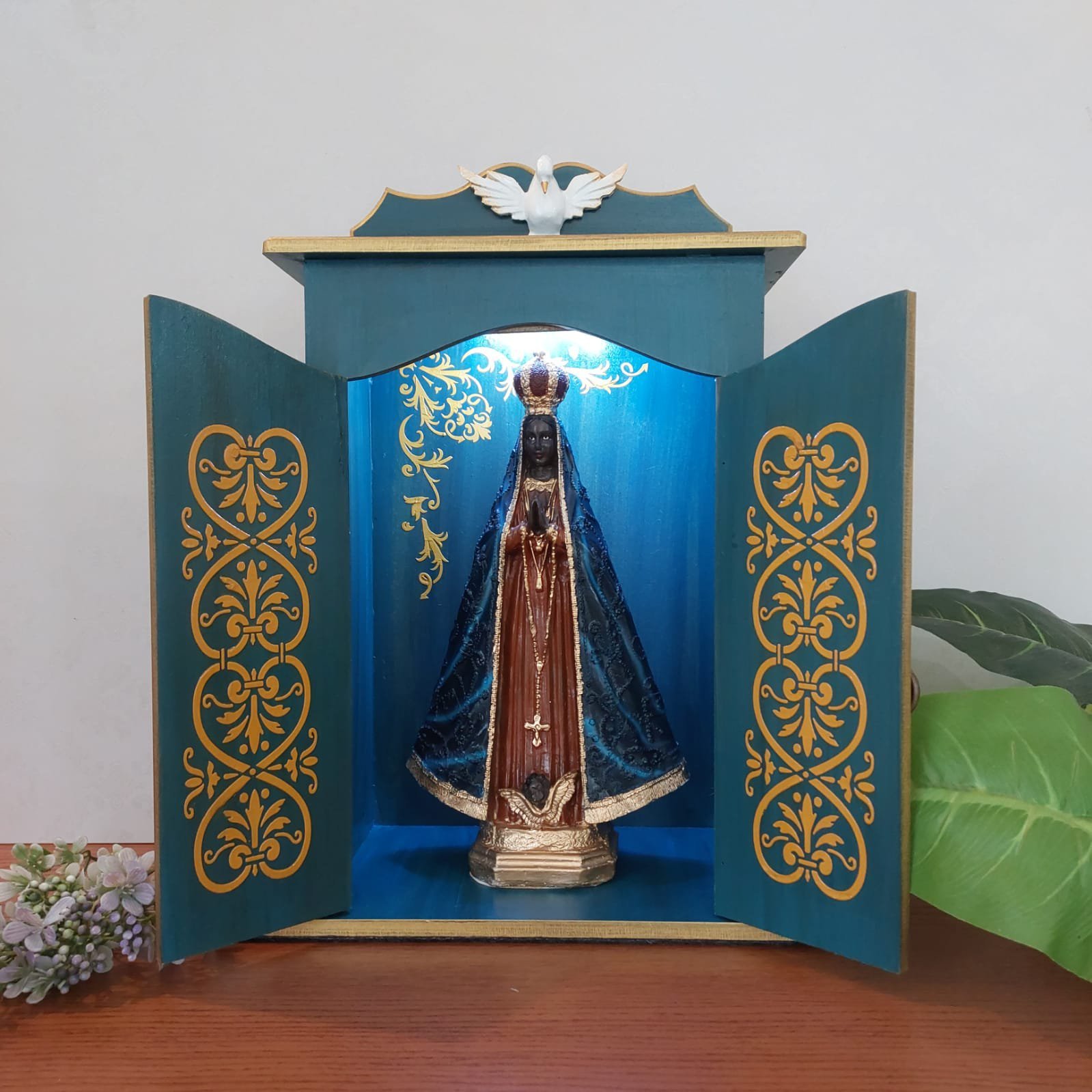 Oratório Capela Com Porta Para Imagens De Até 30cm -  Modelo Ouro Preto - Azul - **Com Iluminação ** - 3