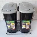Ver imagem 2 de Lixeira Dupla 15l Slim para Armário Preta com Corrediças Deslizantes Schmitt