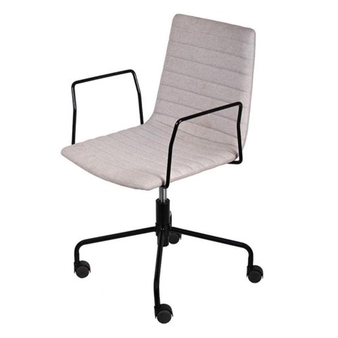Cadeira Escritório Giratória Baixa Lima Or Design Tecido Bouclé Cinza Base Aço Preto Rodízio
