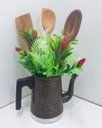 Ver imagem 3 de Mini Vaso Alumínio Regador com Arranja Artificial Preto 32cm