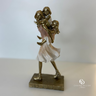 Escultura Decorativa Mãe com Duas Filhas - 2
