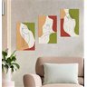 Conjunto com 3 quadros decorativos pintados manualmente tema feminino medindo 45x30cm cada quadro - 1