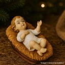 Ver imagem 3 de Menino Jesus na Manjedoura Poliresina 18cm X 9,5cm - Magizi