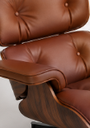 Ver imagem 5 de Poltrona Charles Eames com Puff - Pau Ferro em Couro Telha