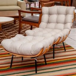 Poltrona Sala Estar Decorativa Costela de Adão com Puff Luxo: Poltrona Costela Linho Bege Claro - 4