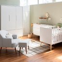 Ver imagem 1 de Kit Quarto Theo com Pés Retrô Natural - Berço + Cômoda 3 Gavetas e 1 Porta + Guarda-roupa 3 Portas +