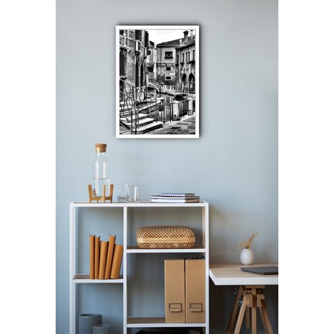 Quadro Decorativo Veneza Preto e Branco - 70x50cm:moldura Branca