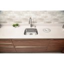 Ver imagem 2 de Cuba de Embutir Tramontina Lavínia 40 Bl em Aço Inox Alto Brilho 40x34 Cm Tramontina